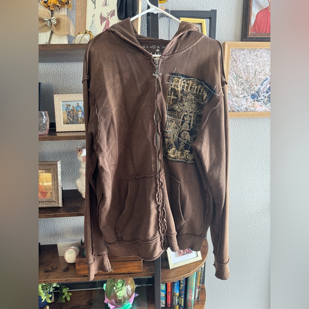 ⭐️🤩Affliction zip up hoodie, size Large.  Vintage but only lightly worn.